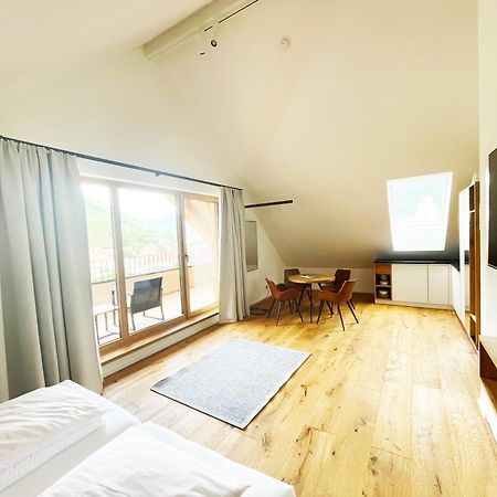 Weingut Fj Gritsch Mauritiushof Apartments Spitz an der Donau Room photo